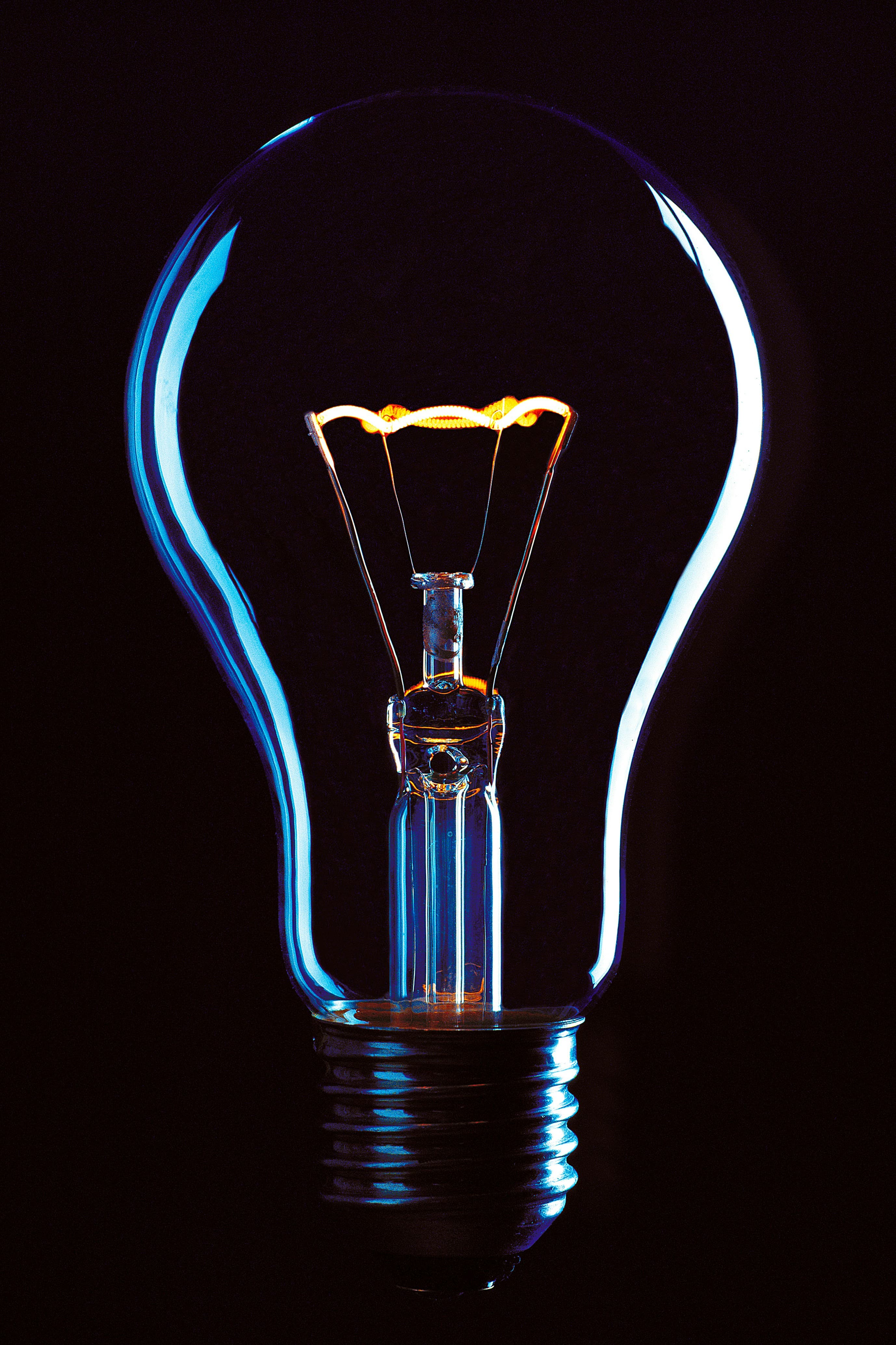 How to Balance Ambient Light Vs. Flash for Dramatic Effect